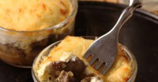 Омлет с грибами и ветчиной, пошаговый рецепт с фото Омлет с грибами и ветчиной, пошаговый рецепт с фото