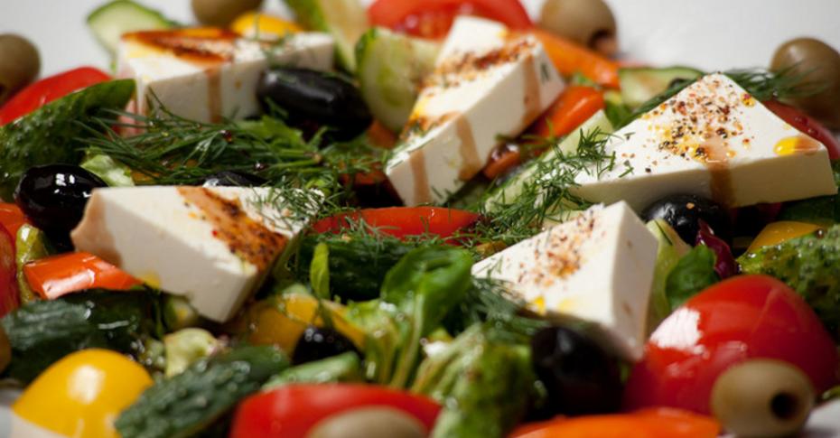 Традиционный греческий салат – пошаговый рецепт приготовления с фото