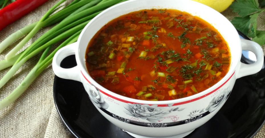 Рецепт приготовления острого супа с рисом и томатной пастой с фотографиями