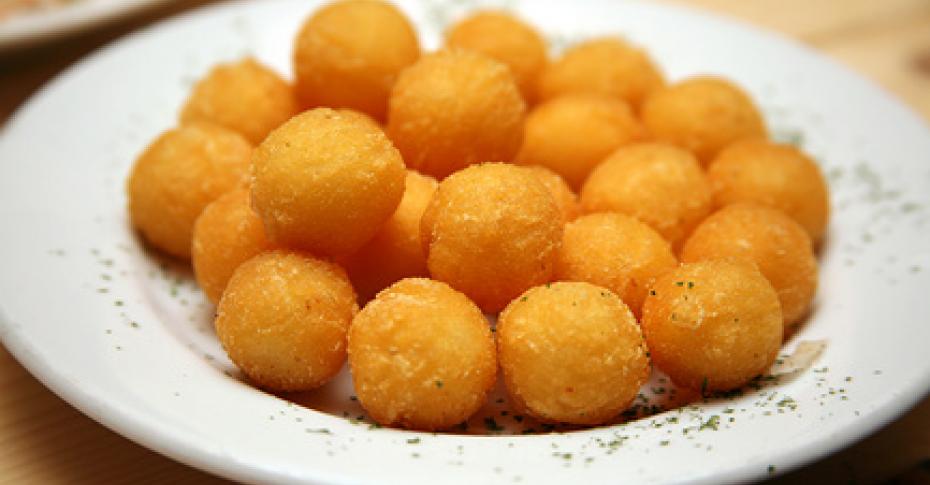 Картофельные шарики к завтраку (из серии „вчерашнее пюре“)