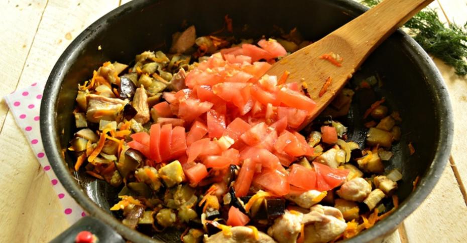 Индейка с баклажанами и помидорами в духовке — рецепт с фото пошагово