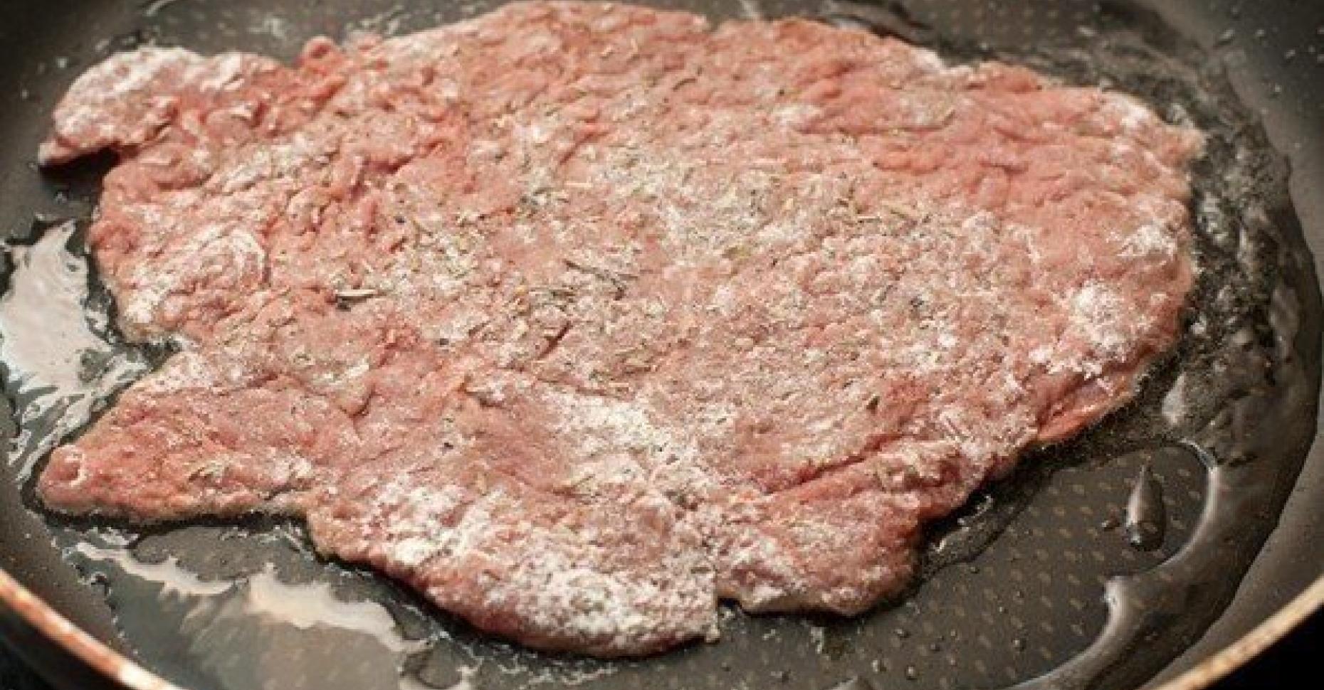 Свинина со сливками на сковороде рецепт с фото