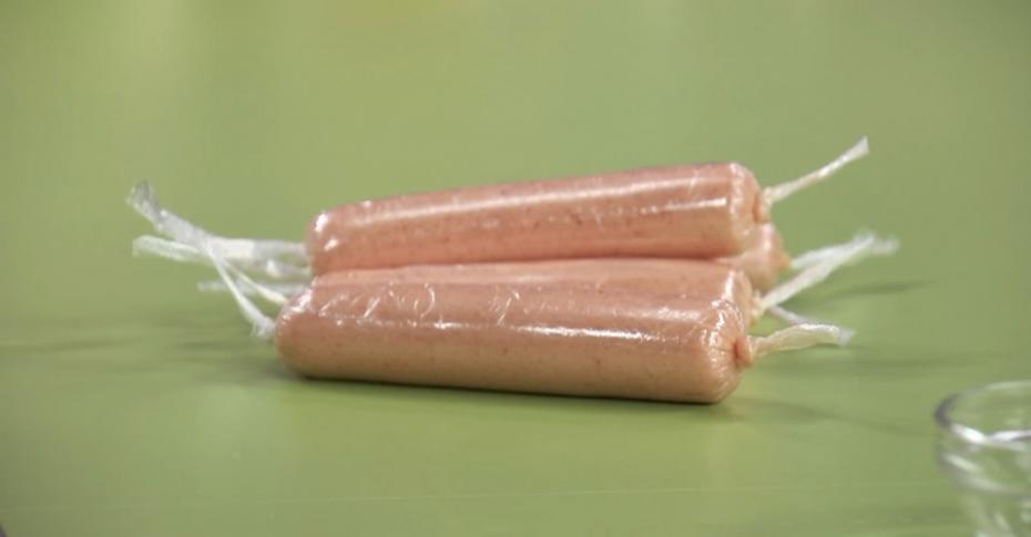 Домашние молочные сосиски из куриной грудки - пошаговый рецепт с фото на баштрен.рф