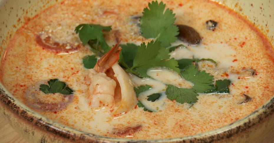 Тайские рецепты - суп Том Кха, рецепт тайского супа, ингредиенты, фото | Путеводитель по Таиланду