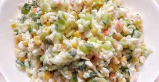 Салаты из крабовых палочек — рецептов с фото пошагово. Как приготовить крабовый салат?