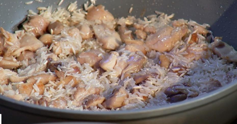 Рецепт паэльи с курицей и колбасками