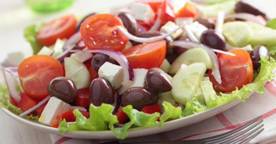 Греческий салат рецепт Секрета как приготовить греческий салат вкусно и быстро