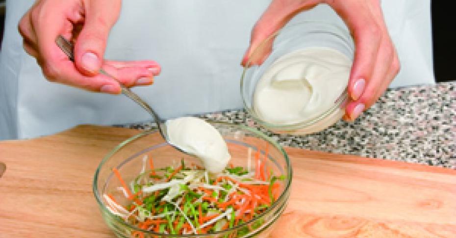 Ингредиенты для «Овощной салат со сметаной»: