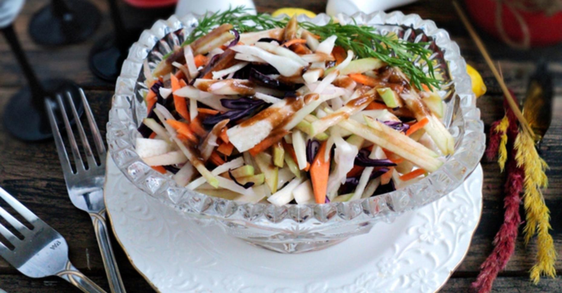 Салат с редькой и яблоком рецепт с фотографиями в