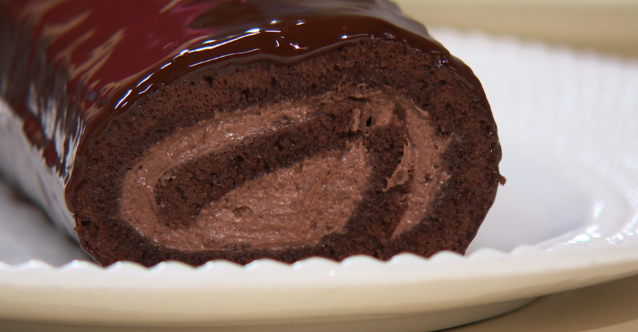 Шоколадный рулет из печенья - пошаговый рецепт с фото