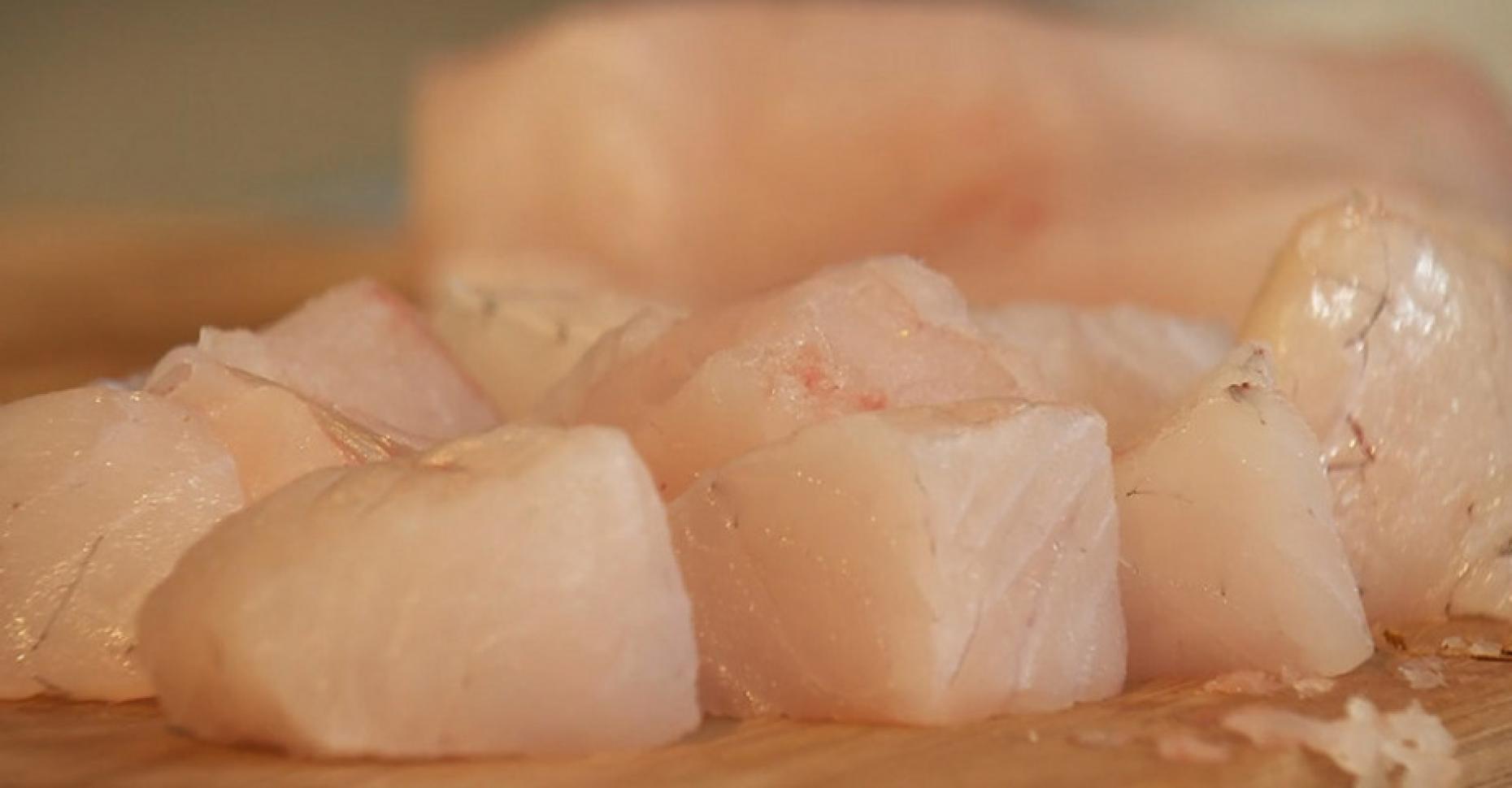 Рыба в кисло-сладком соусе с имбирем