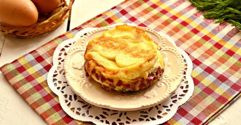 Запеканка из макарон с колбасой и сыром - рецепт с фото