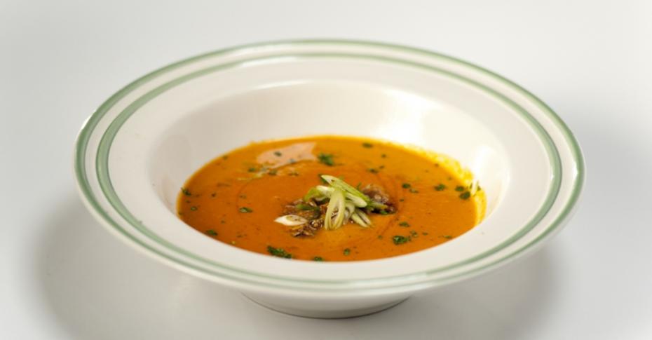 Томатный суп из красной чечевицы в мультиварке