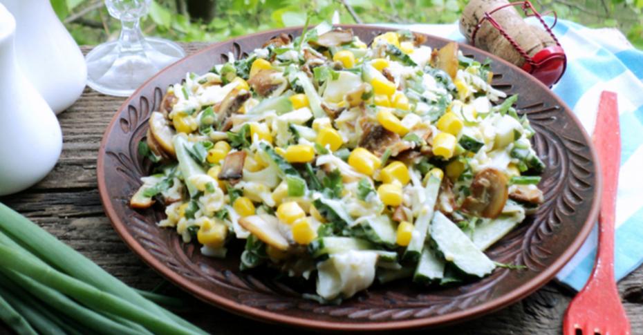 Салат из маринованных шампиньонов рецепт с фото очень вкусный