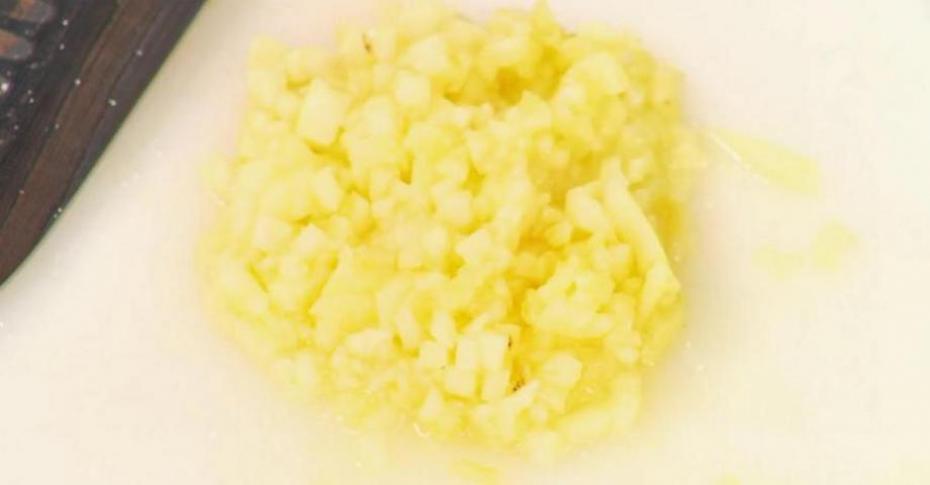 Богатырь Алёнушкамен жыныстық қатынас