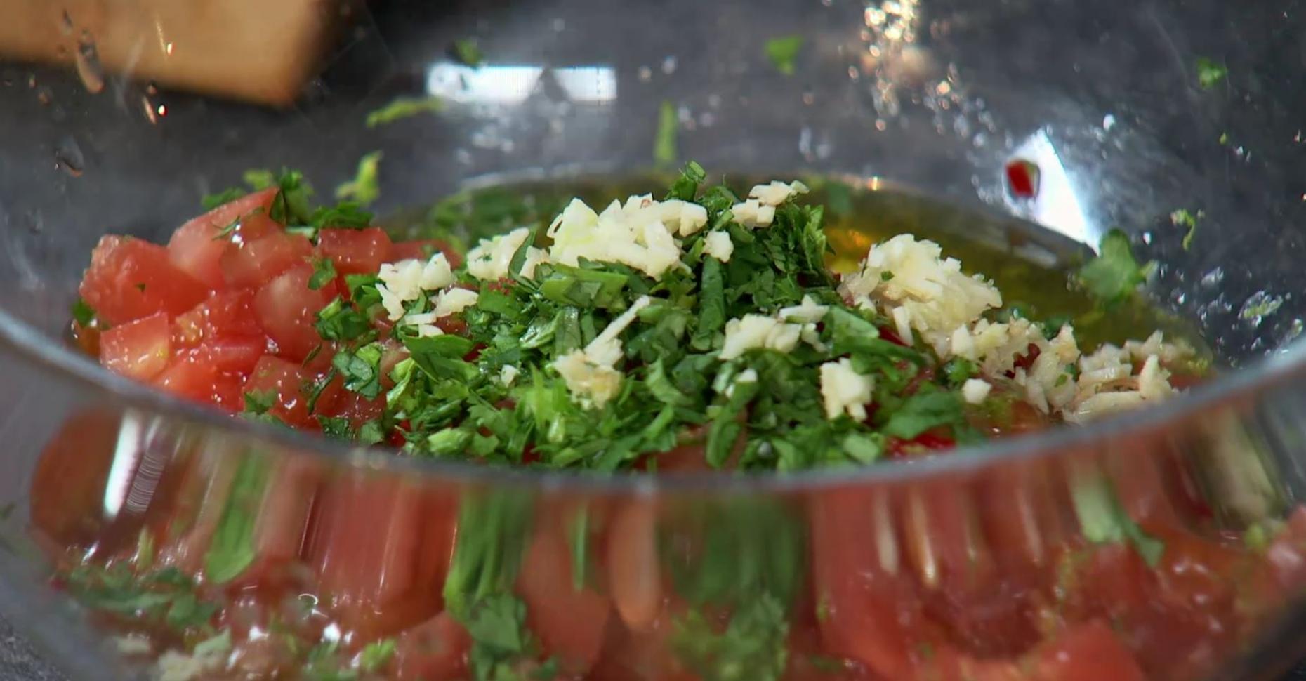 Язык под зеленой сальсой (Сальса Верде)