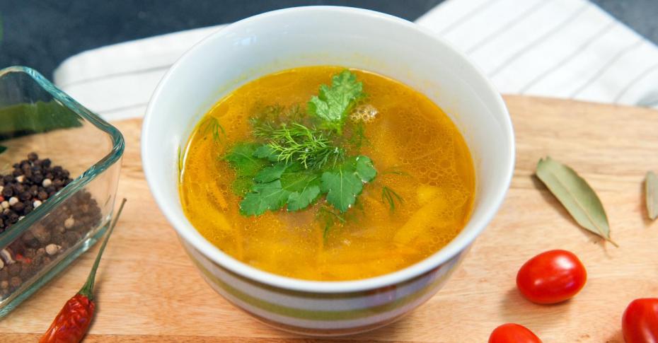 Суп из говядины с домашними клецками и овощами, рецепты с фото