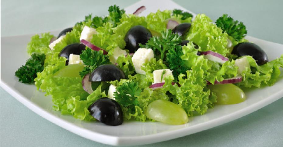 Рецепт: Салат из винограда и Феты