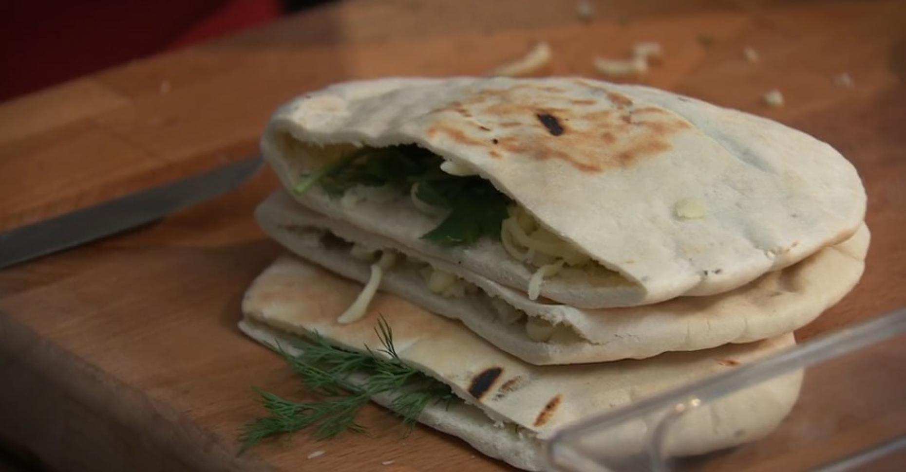 Пита с сыром (тиропита)