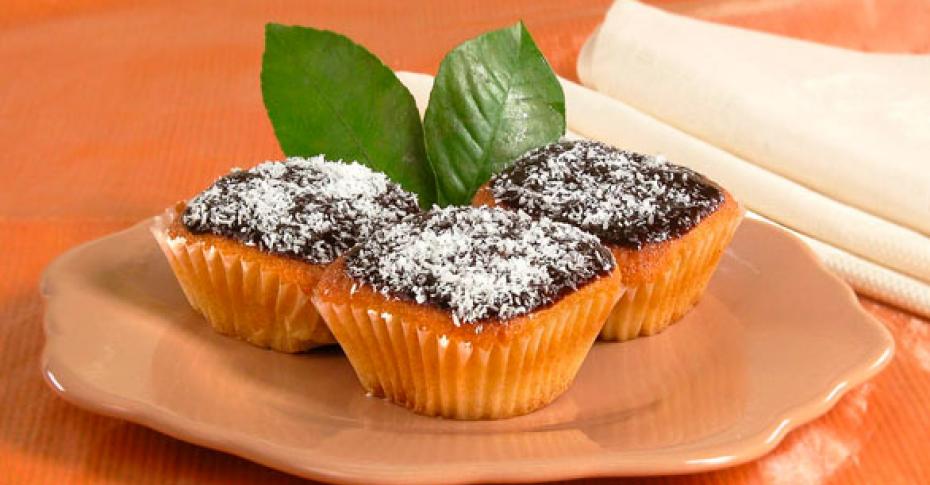 Кексы с кокосовой стружкой, 19 пошаговых рецептов с фото на сайте «Еда»