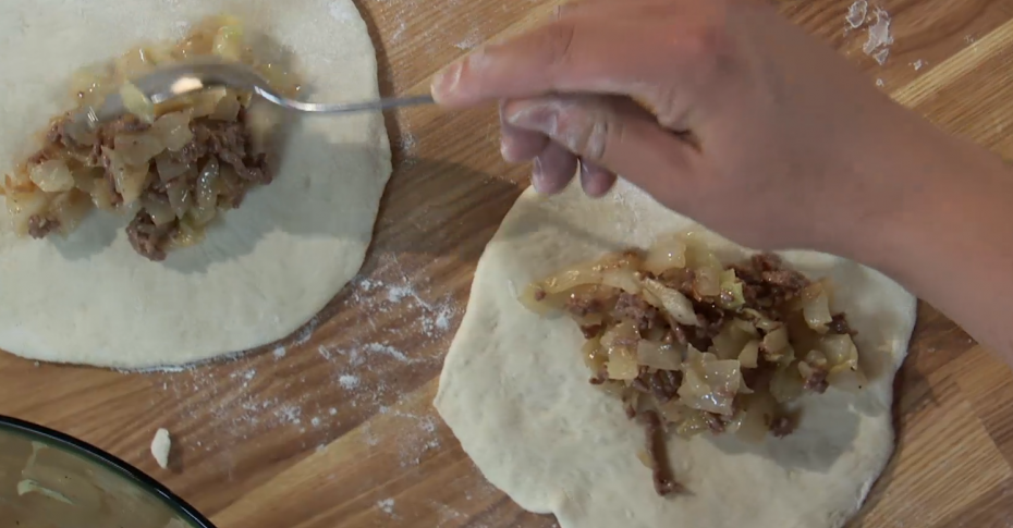 Как приготовить Корейские пирожки пигоди на пару просто рецепт пошаговый