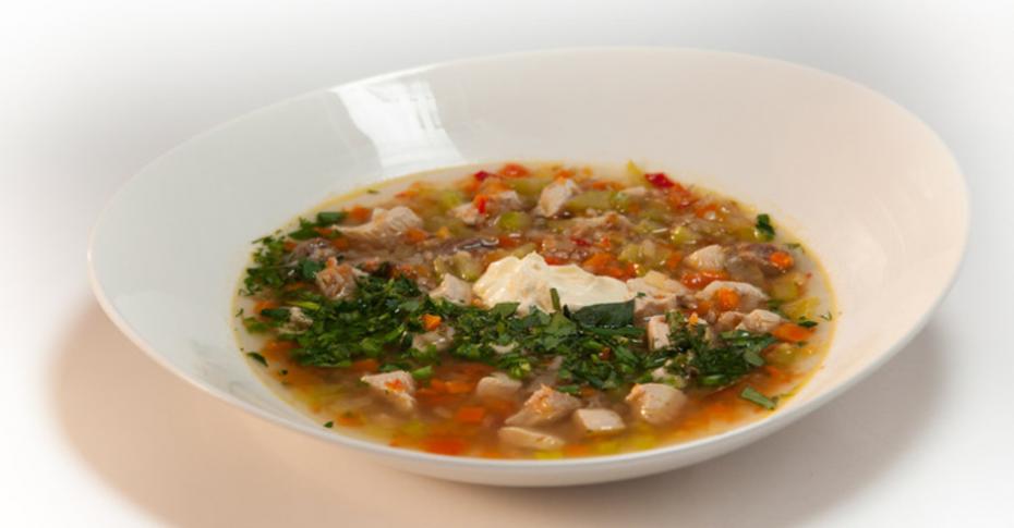 Суп с гречкой, сыром и грибами