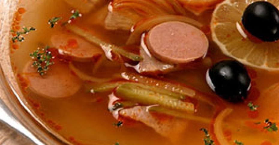 Солянка мясная сборная, пошаговый рецепт на ккал, фото, ингредиенты - Мальва