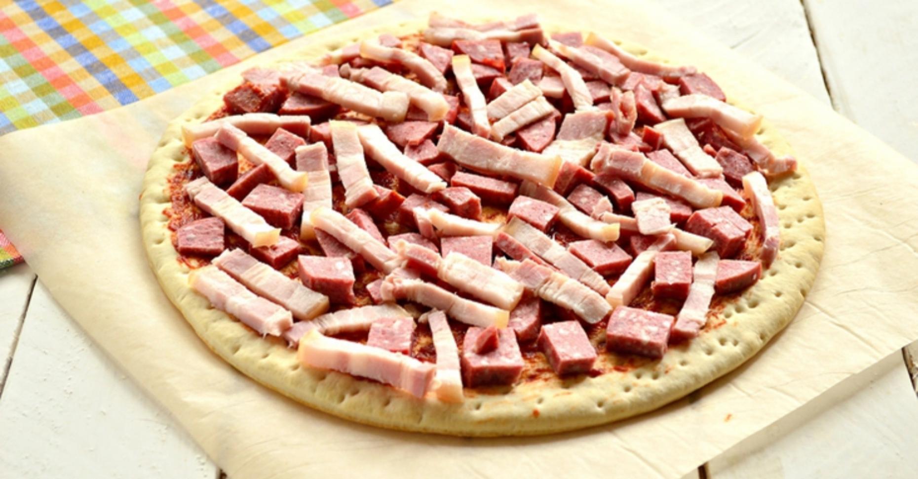 пицца с колбасой фото приготовления