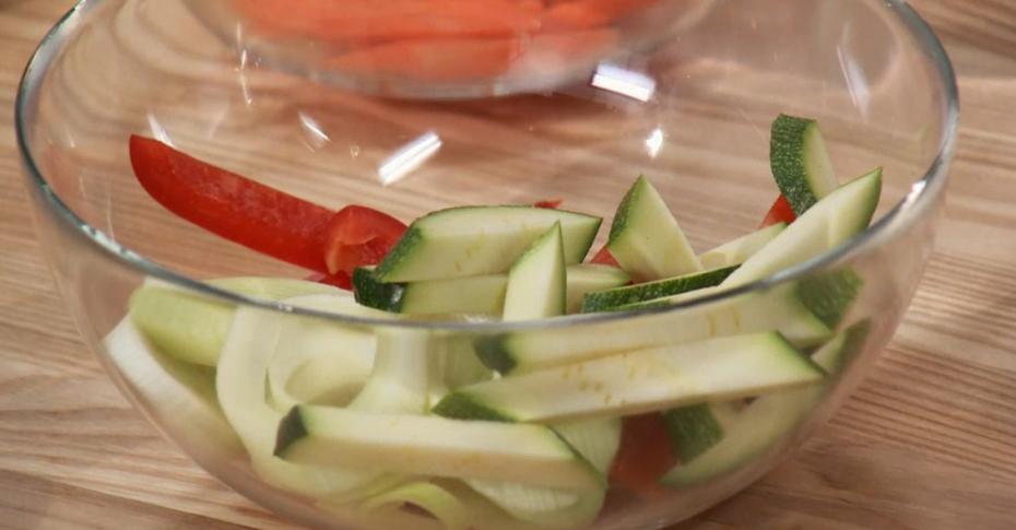 Лапша вок с курицей и овощами – пошаговый рецепт приготовления с фото